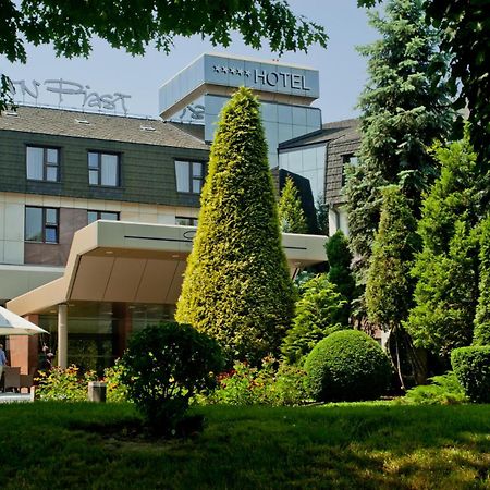 קרקוב Booking Hotel & Spa מראה חיצוני תמונה