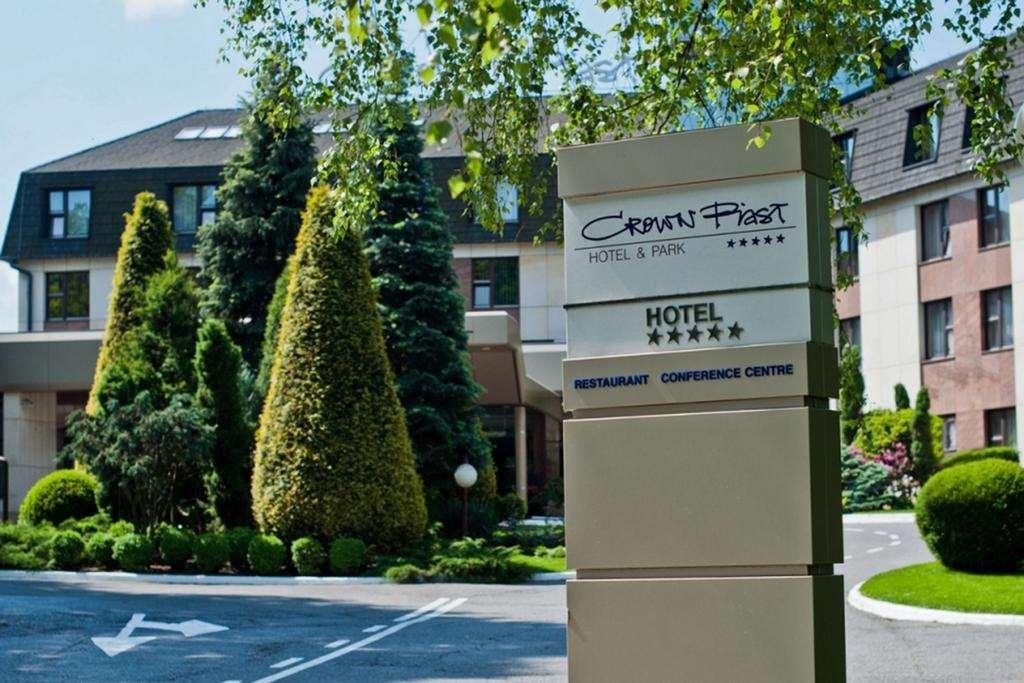 קרקוב Booking Hotel & Spa מראה חיצוני תמונה The hotel